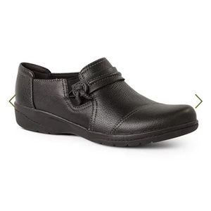 Clarks - Women's Cheyn Madi Slip On Leather Shoes - Black